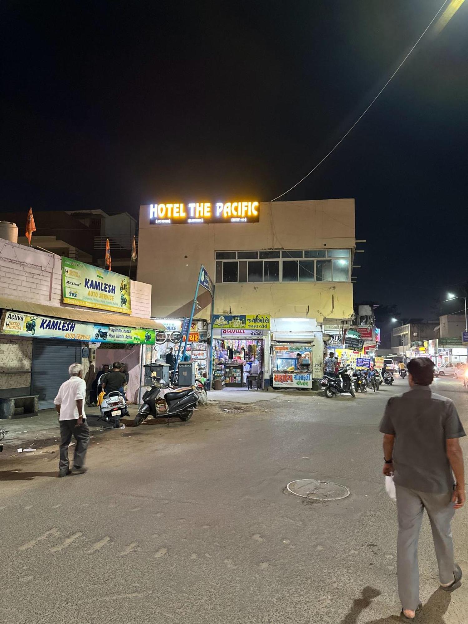 Hotel The Pacific Ahmedabad Airport Kültér fotó