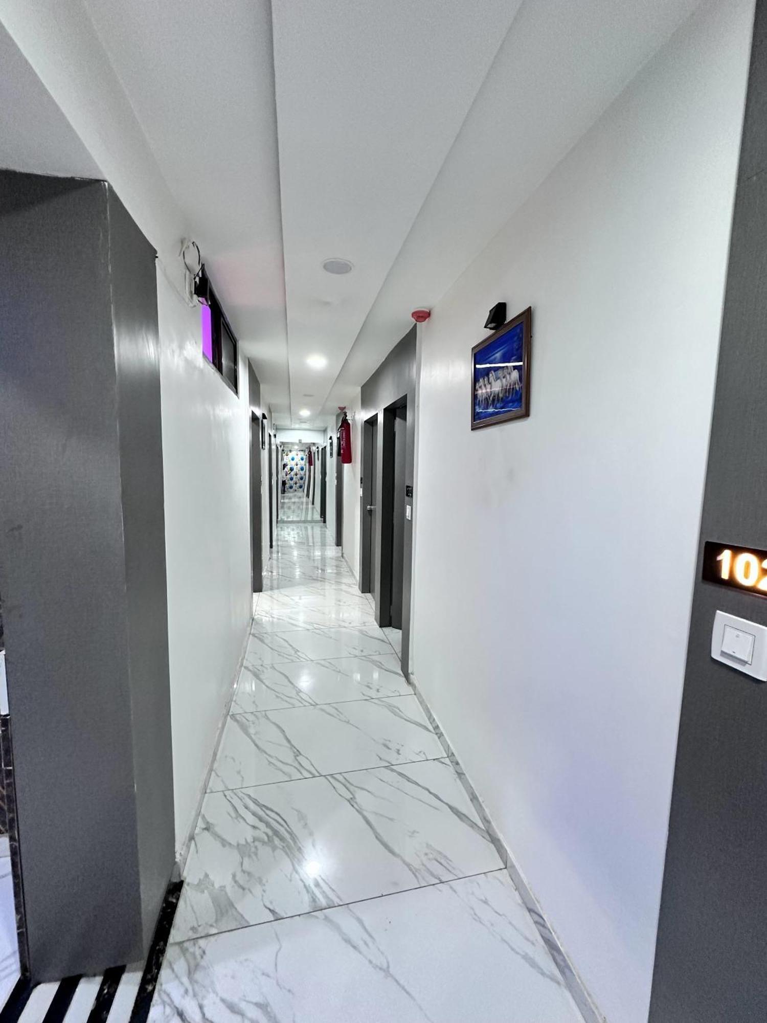 Hotel The Pacific Ahmedabad Airport Kültér fotó
