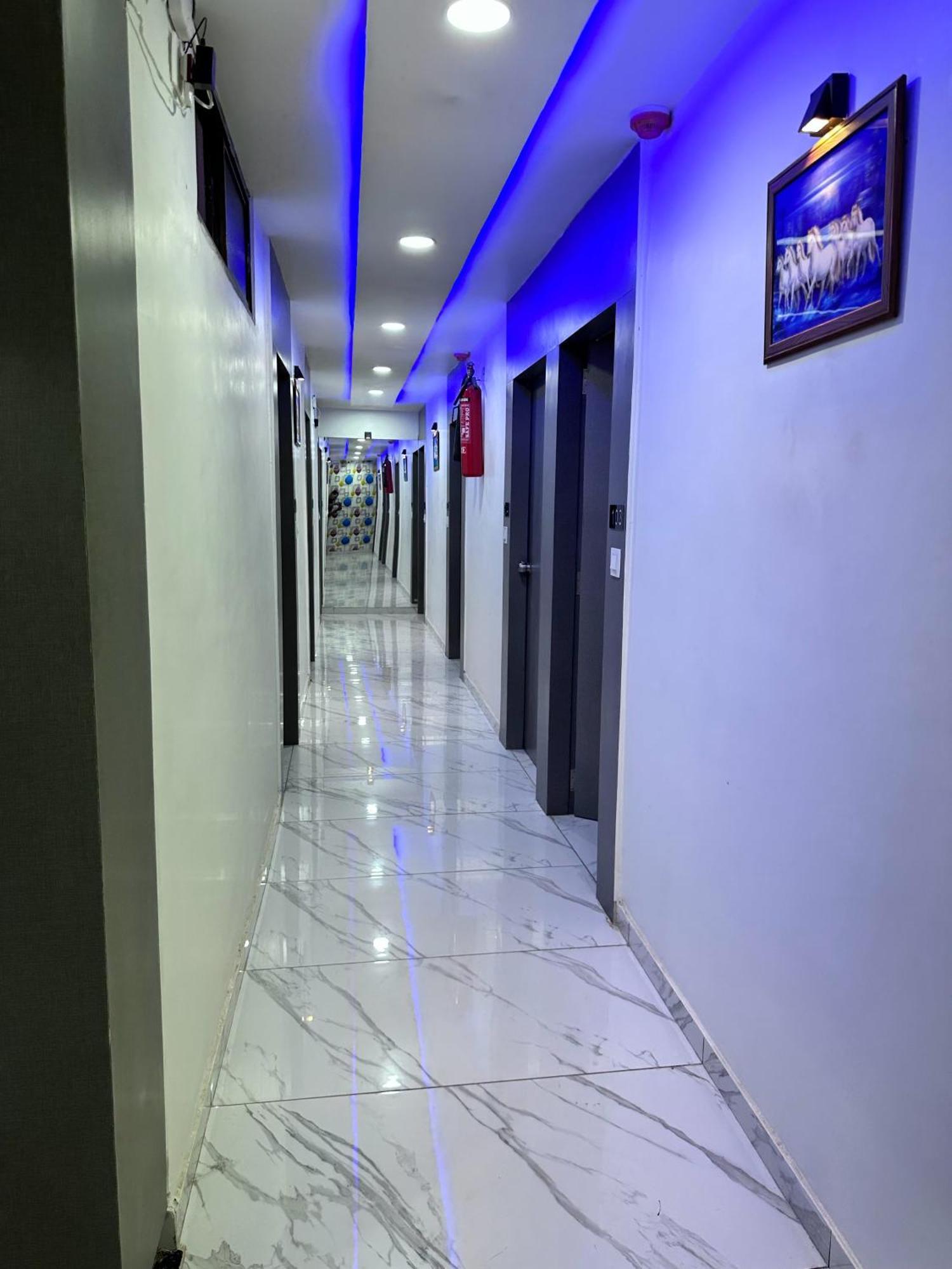 Hotel The Pacific Ahmedabad Airport Kültér fotó